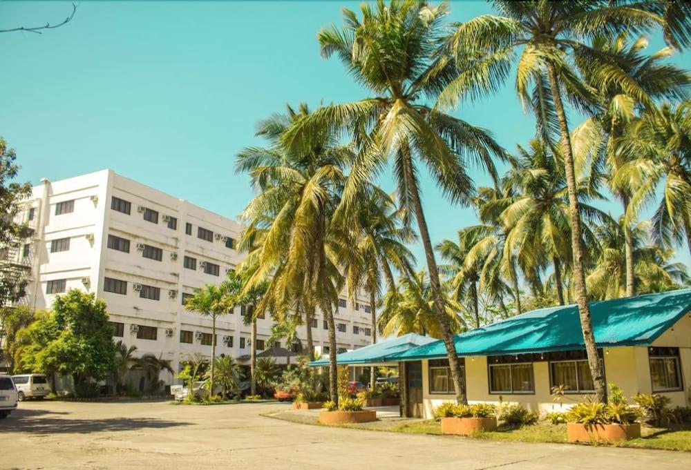 อะคาเซีย โฮเต็ล บาโกลอด Hotel บาโคลอด ภายนอก รูปภาพ