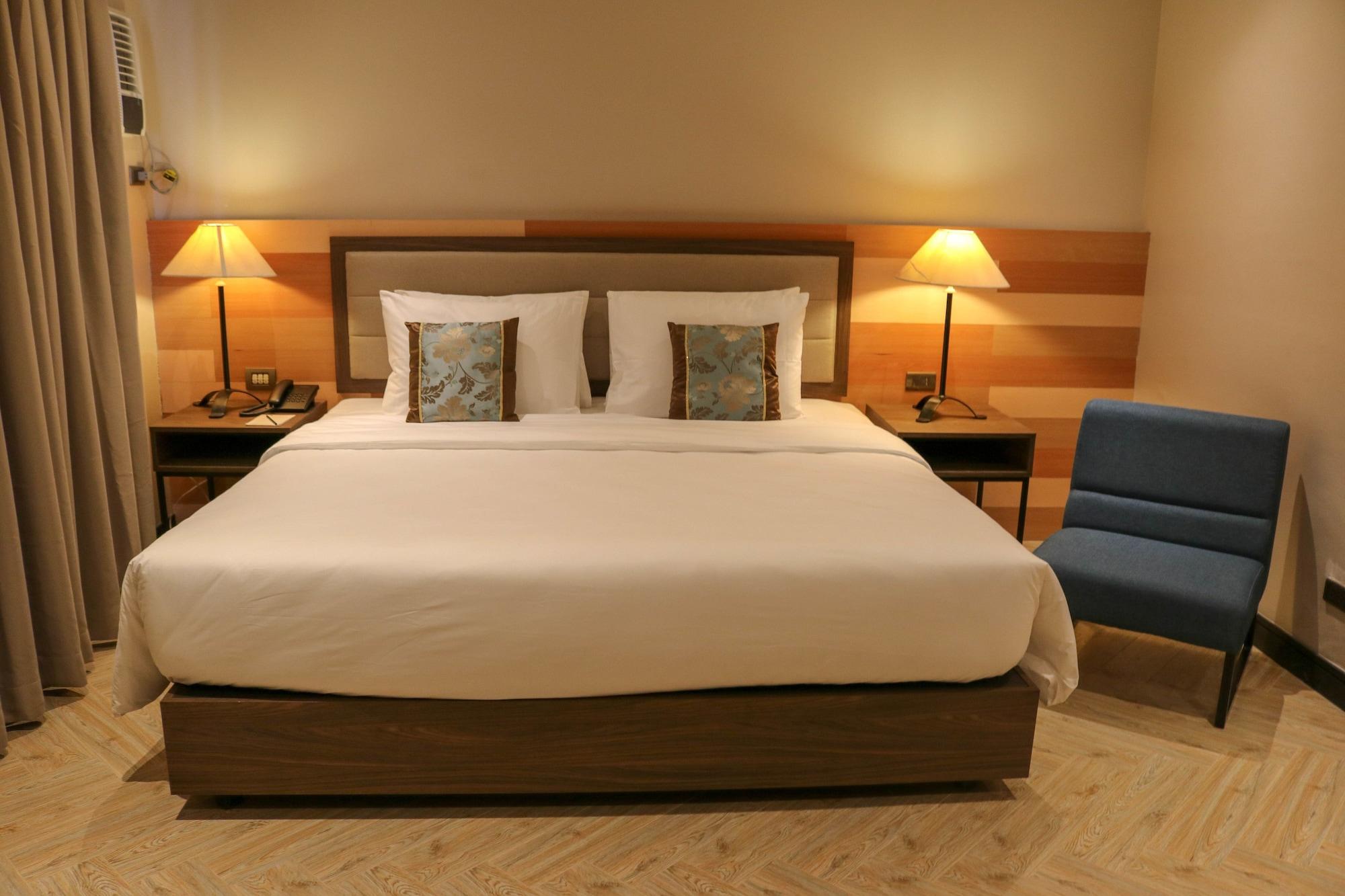อะคาเซีย โฮเต็ล บาโกลอด Hotel บาโคลอด ภายนอก รูปภาพ