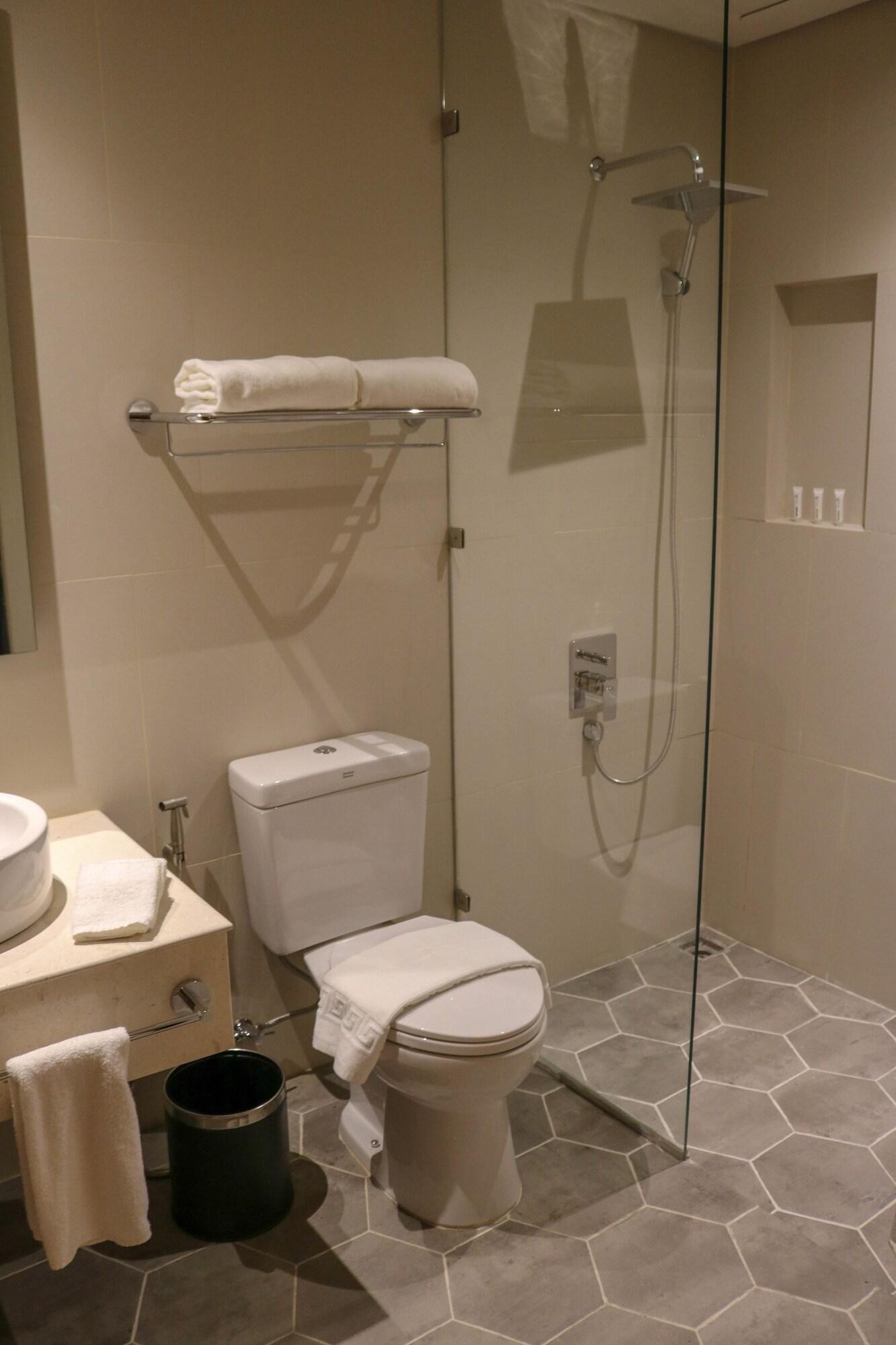 อะคาเซีย โฮเต็ล บาโกลอด Hotel บาโคลอด ภายนอก รูปภาพ