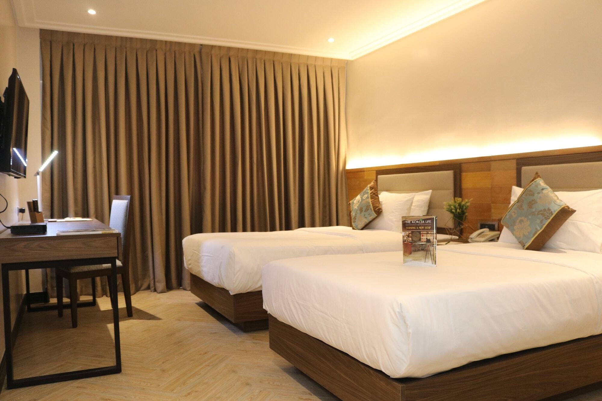 อะคาเซีย โฮเต็ล บาโกลอด Hotel บาโคลอด ภายนอก รูปภาพ